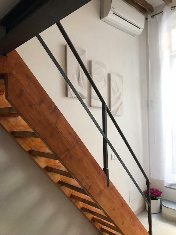 Il Nido - Cozy Studio Apartment In Santa Croce Firenze Kültér fotó