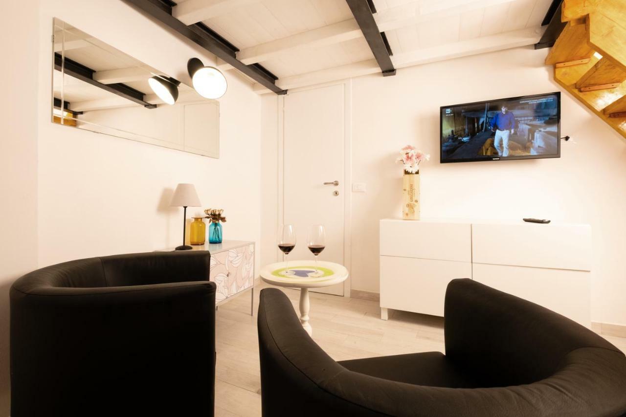 Il Nido - Cozy Studio Apartment In Santa Croce Firenze Kültér fotó